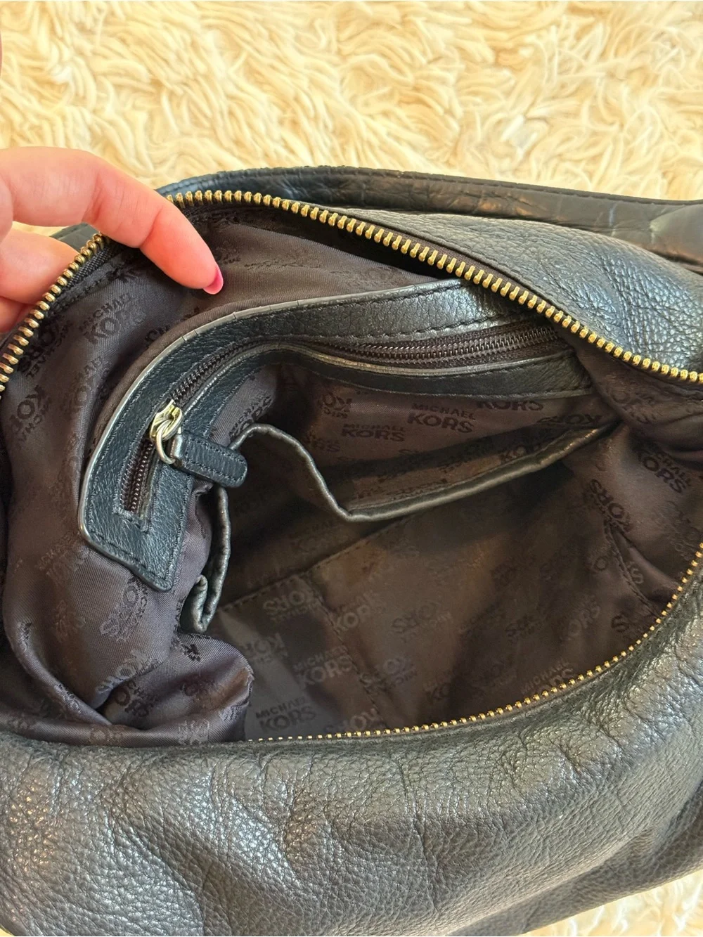 Michael Kors Black Pebbled Leather Hobo Shoulder Bag Gold Hardware